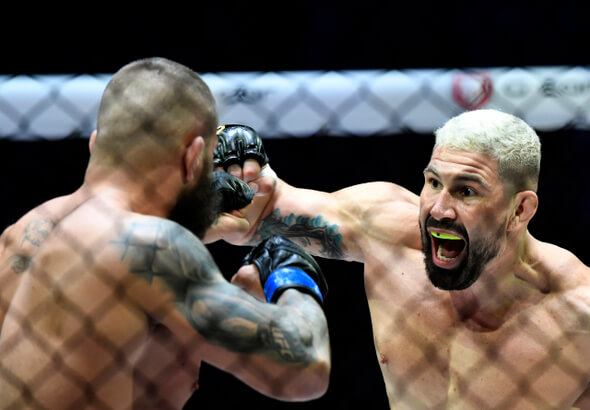 Attila Végh vs. Karlos Terminátor Vémola