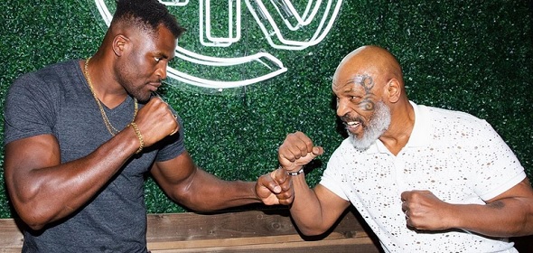 Mike Tyson vs. Jones Junior