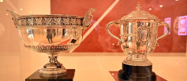 Roland Garros (French Open) - trofej za víťazstvom v mužskej a ženskej dvojhre - Zdroj Mustafa Yalcin / Anadolu Agency/ABACAPRESS.COM, Profimedia