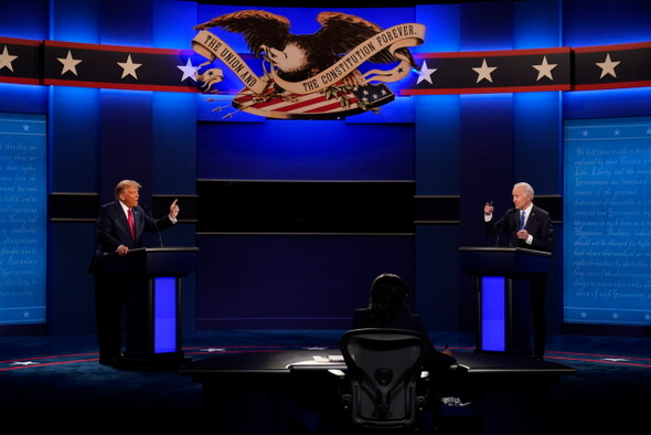 Politika, prezidentské voľby USA 2020, Donald Trump a Joe Biden v debate - Zdroj ČTK, AP, Patrick Semansky