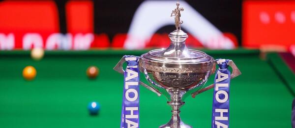 Trofej za víťazstvo na MS v snookri