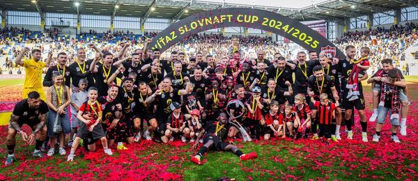 Spartak Trnava oslavuje triumf v pohári