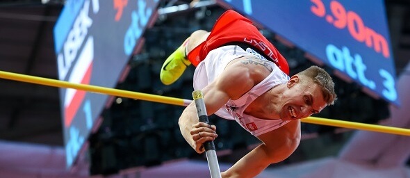 Atletika, skok o žrdi, Piotr Lisek - Zdroj Aleksandar Kamasi, Shutterstock.com