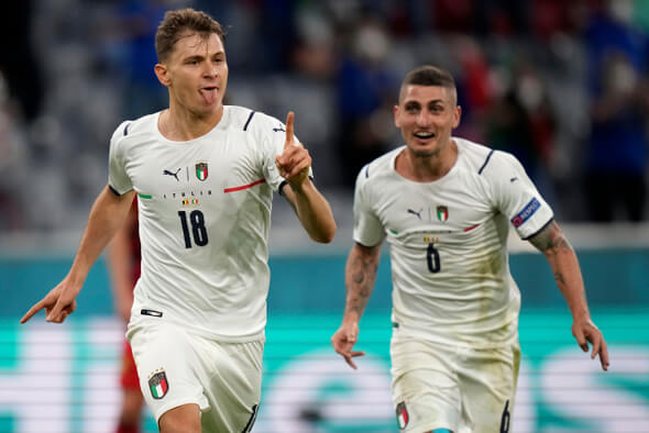 Futbal, Taliansko, Nicolo Barella, Marco Verratti - Zdroj ČTK, AP, Matthias Schrader