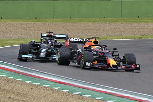 F1 - Max Verstappen a Lewis Hamilton