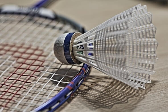 Bedminton, raketa a košík - Zdroj Pixabay.com