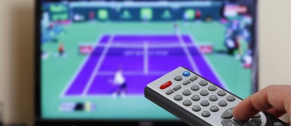 Tenisový zápas v TV, Zdroj Shutterstock.com