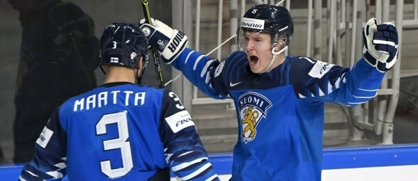 Hokej, Fínsko, Olli Määttä a Anton Lundell, MS 2021 - Zdroj ČTK, imago sportfotodienst, Jussi Nukari via www.imago-imagesde