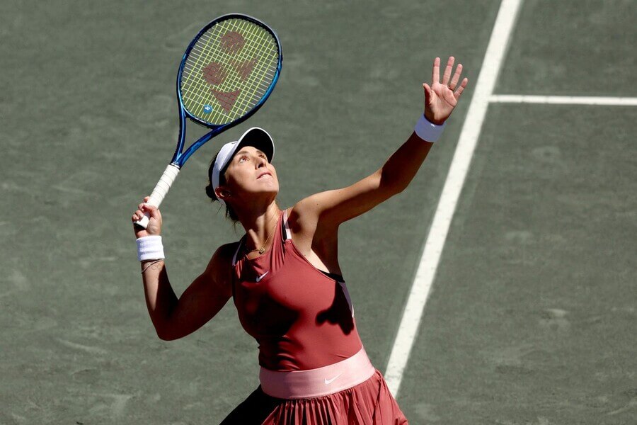 Belinda Bencic, servis (podanie), Charleston 2022 - Zdroj Profimedia