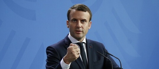 Emmanuel Macron, francúzsky prezident - Zdroj 360b, Shutterstock.com