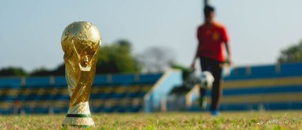 Futbal, trofej - Zdroj Unsplash.com, Fauzan Saari