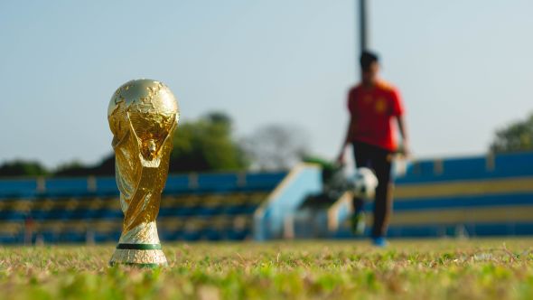 Futbal, trofej - Zdroj Unsplash.com, Fauzan Saari