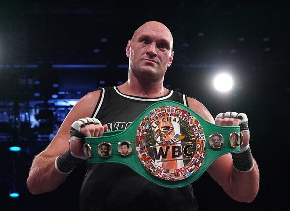 Tyson Fury (opasok WBC)