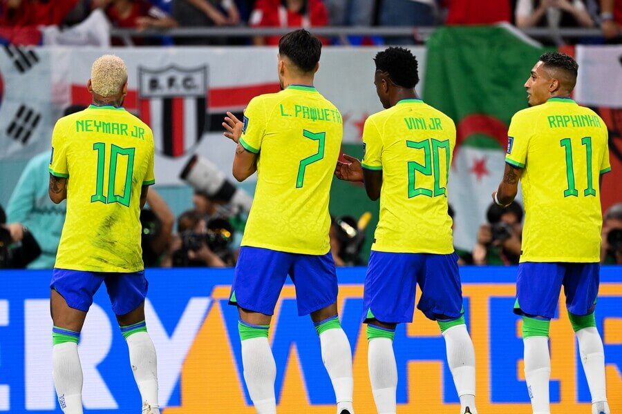 Hráči Brazílie v zápase s Južnou Kóreou na MS 2022 - Zdroj © Philippe Perusseau/Bestimage, Profimedia