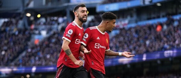 Bruno Fernandes a Jadon Sancho (Manchester United)