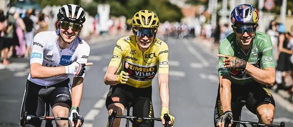 Tour de France 2022, z ľava Tadej Pogačar, Jonas Vingegaard, Wout van Aert - Zdroj Profimedia