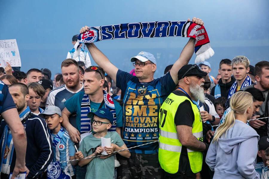 Slovan Bratislava, fanúšikovia - Zdroj Profimedia
