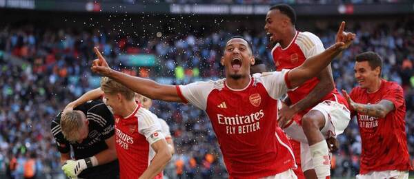 Radosť hráčov Arsenalu po víťazstve vo FA Community Shield 2023 - Zdroj Profimedia