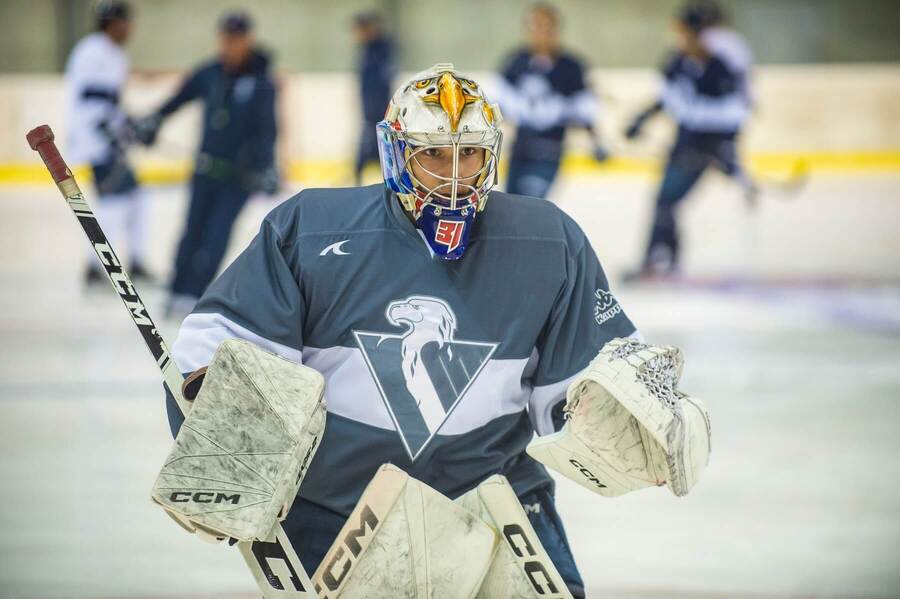 Na snímke brankár HC Slovan Bratislava Šichabutdin Gadžiev - Zdroj Profimedia