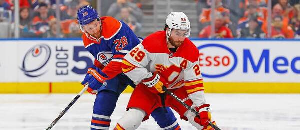 Edmonton Oilers a Clagary Flames, účastníci Heritage Classic 2023 - Zdroj Profimedia