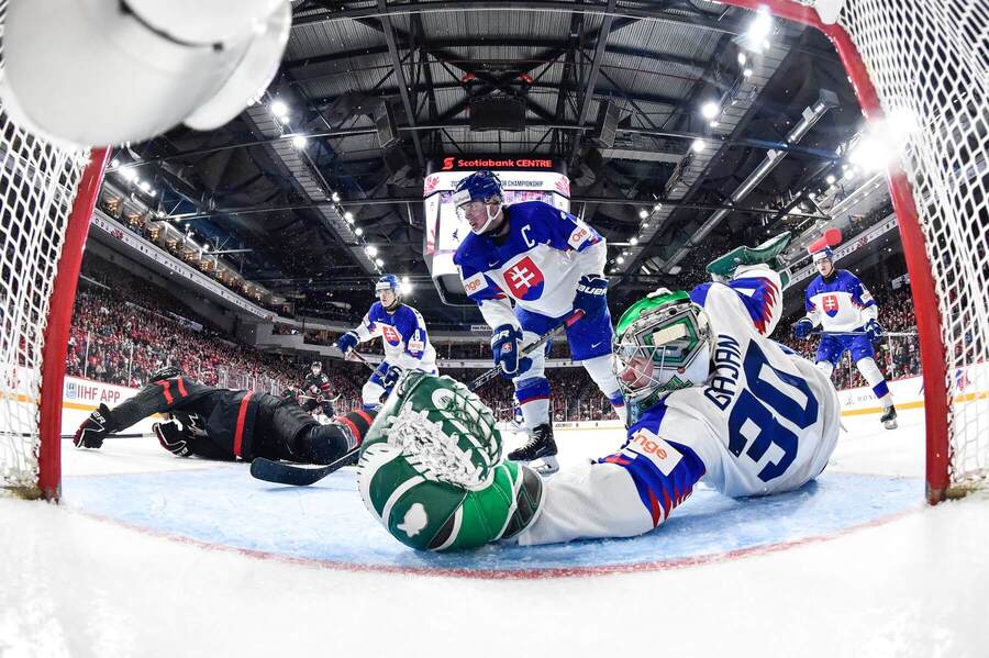 Adam Gajan, Slovensko U20, zákrok v bránkovisku