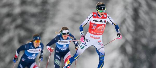 Rossie Brennan, Jessica Diggins, Frida Karlsson, bežecké lyžovanie