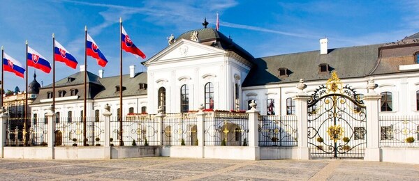 Prezidentský palác na Hodžovom námestí, Bratislava