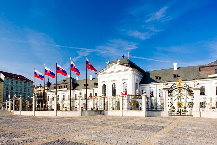 Prezidentský palác na Hodžovom námestí, Bratislava