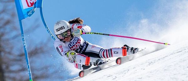 Tiffany Gauthier (Francúzsko) na trati vo Val di Fassa