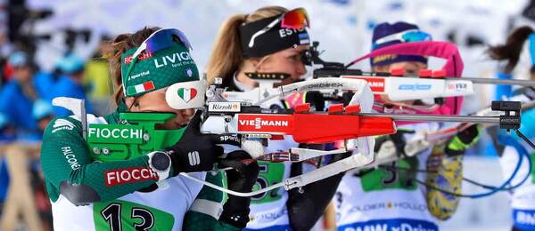 Dorothea Wierer na strelnici v Soldier Hollow