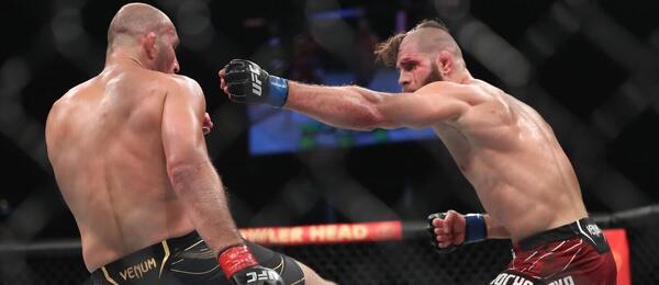 UFC 300: Procházka vs. Rakić - zápasy a kurzy