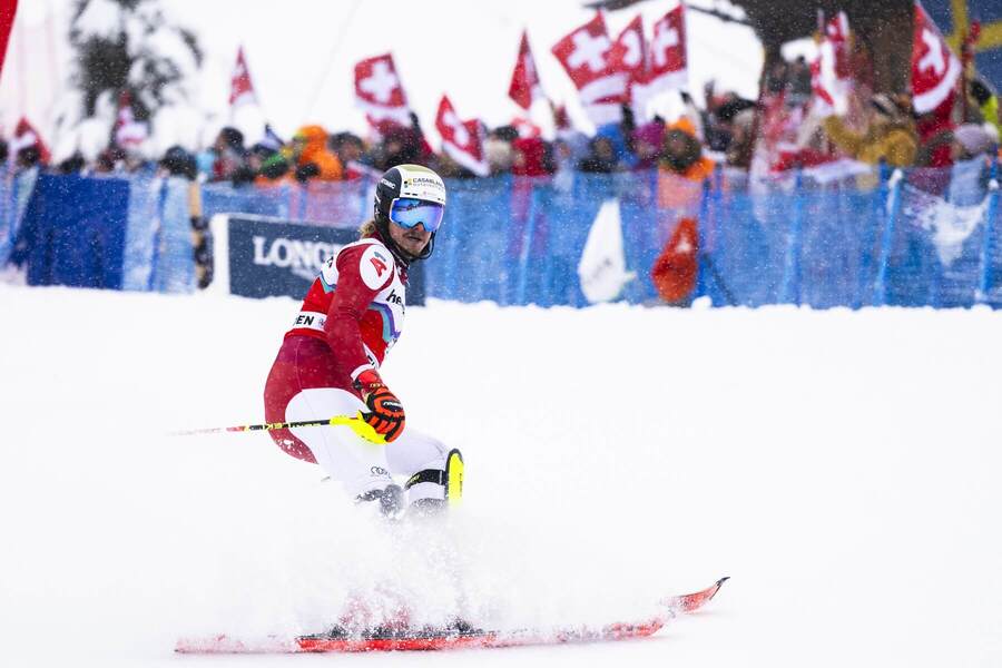 Manuel Feller v cieli pretekov v Adelbodene 2024