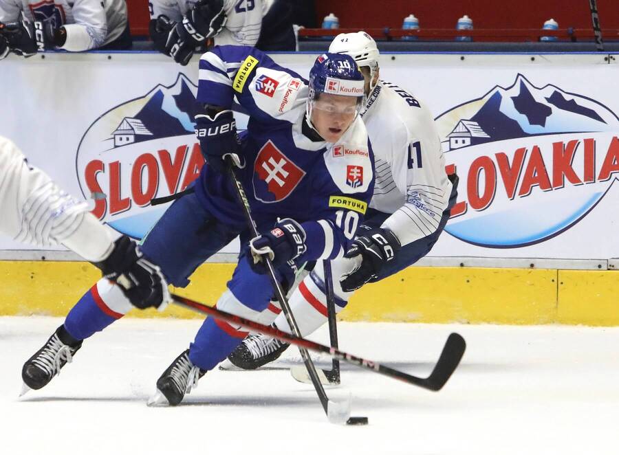 Adam Sýkora (Slovensko) v príprave proti Francúzsku.