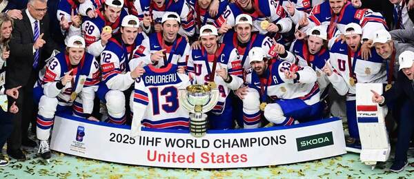 Hokejisti USA vyhrali MS 2025.
