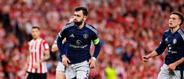 Bruno Fernandes oslavuje gól do siete Bilbaa v prvom semifinále.