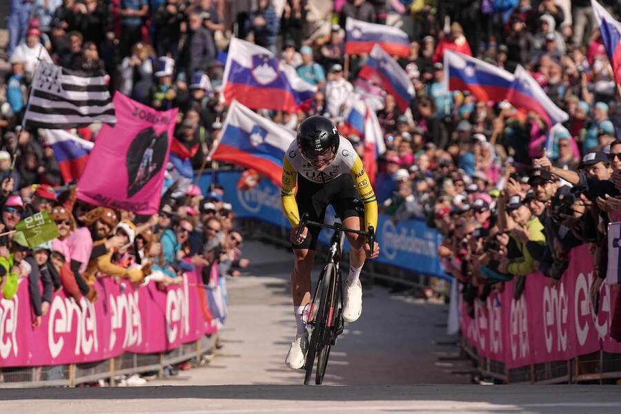 Jay Vine v časovke na Giro 2023