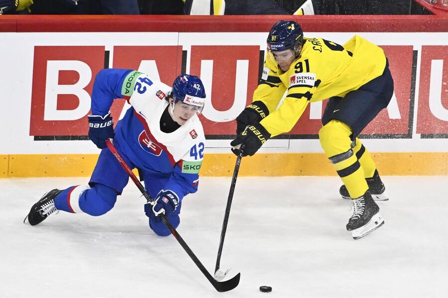 Samuel Honzek (Slovensko) proti Leovi Carlssonovi (Švédsko).
