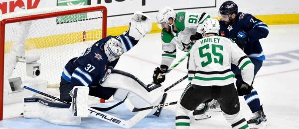 Dallas Stars proti Winnipeg Jets