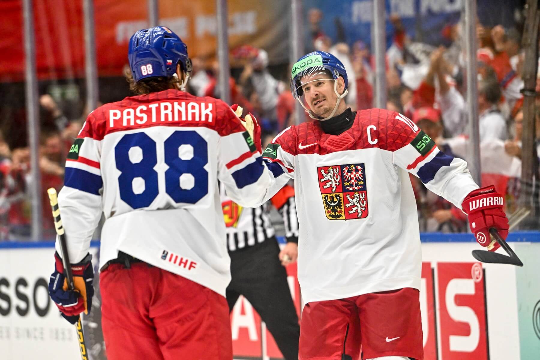 David Pastrňák a Roman Červenka majú na konte už 10 kanadských bodov.