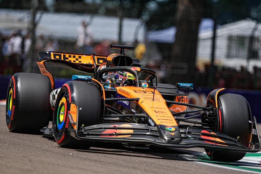 Oscar Piastri (McLaren-Mercedes)