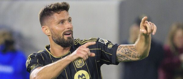 Olivier Giroud v drese Los Angeles Football Club