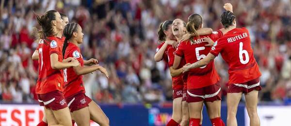 EURO 2025 ženy, radosť hráčok Švajčiarska