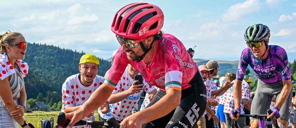 Ben Healy v závese s Benom O´Connorom (10. etapa Tour de France 2025)