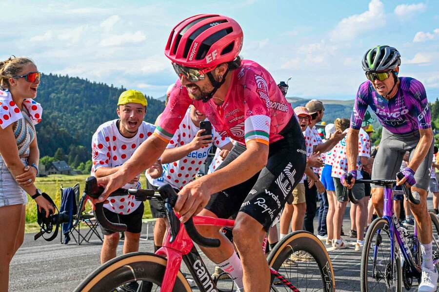 Ben Healy v závese s Benom O´Connorom (10. etapa Tour de France 2025)
