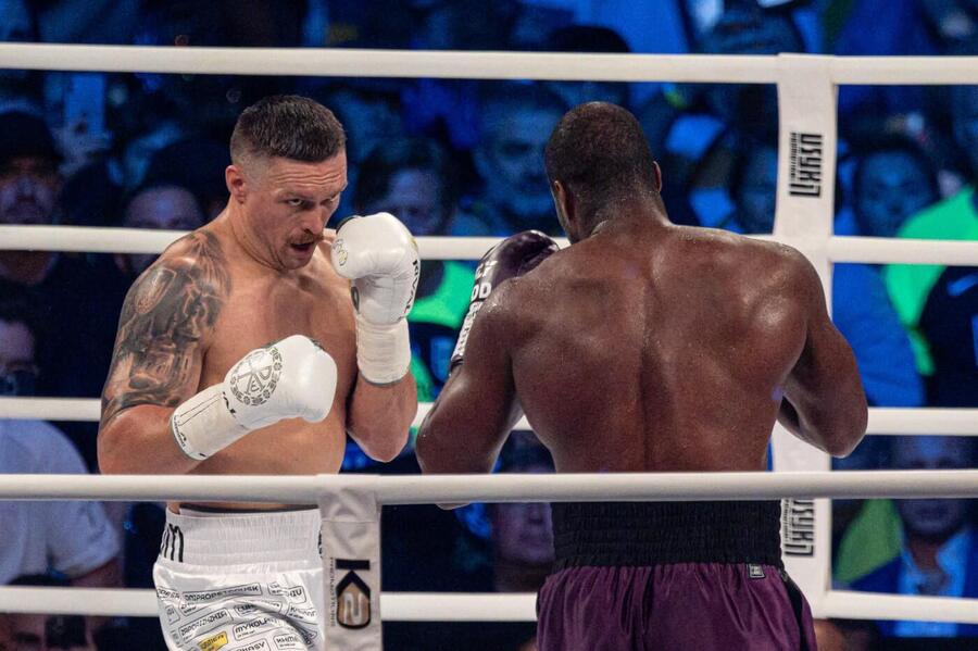 Oleksandr Usyk vs. Daniel Dubois