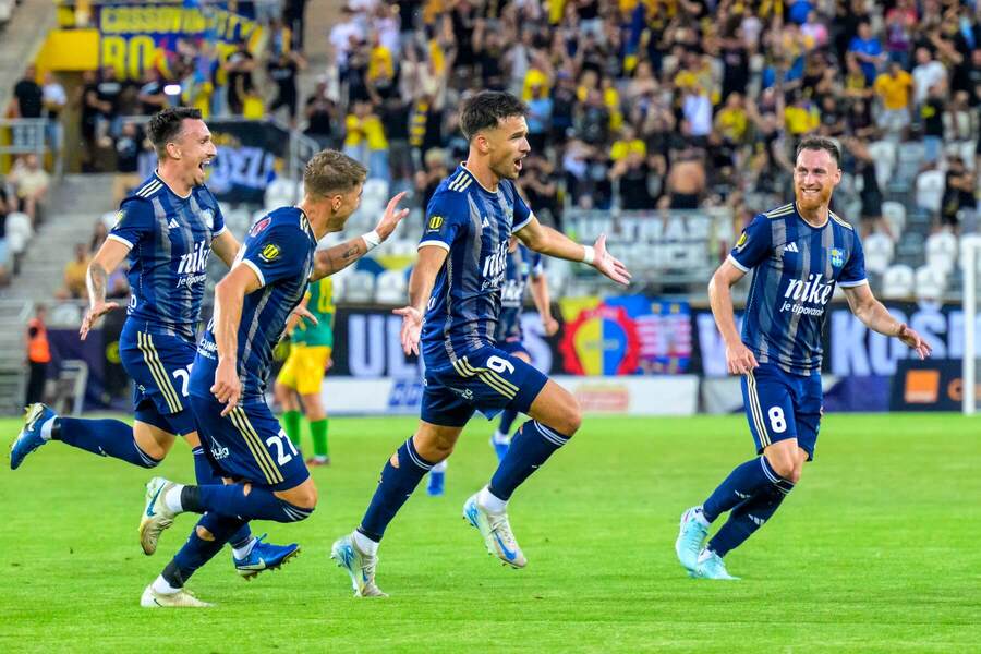 Radosť futbalistov FC Košice v zápase Konferenčnej ligy proti Nemanu Grodno.
