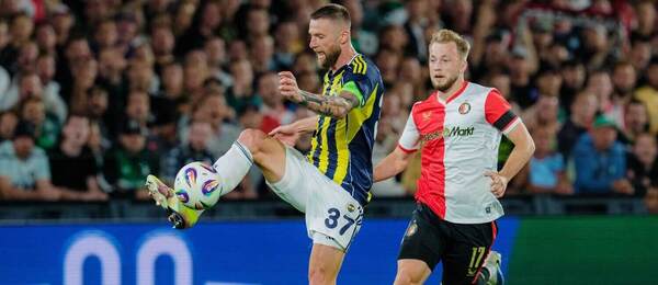 Milan Škriniar v zápase proti Feyenoordu