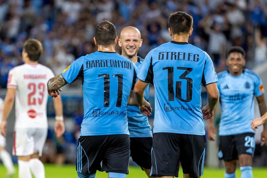 ŠK Slovan Bratislava: Tigran Barseghjan; Dávid Strelec; Vladimír Weiss ml.