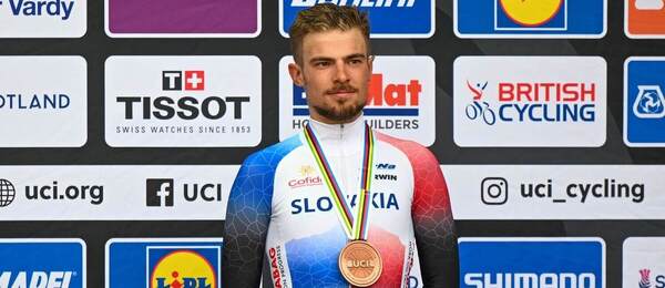 Martin Svrček s bronzovou medailou z MS 2023 v kategórii U23