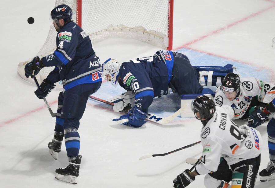Bude sa v dnešnom 4. kole hokejovej Tipsport ligy tešiť z víťazstva Poprad alebo Košice?